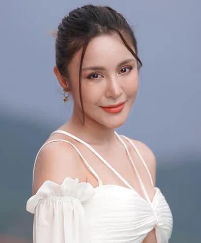 นีน่า สุทัศสรณ์ สัจจะภูริภูมิ