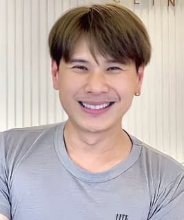 สอง นพเก้า โกเจริญกิจ