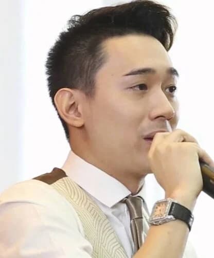 แชมป์ พีรพล เอื้ออารียกูล