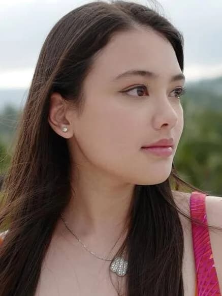 นาตาลี ปณาลี วรุณวงศ์