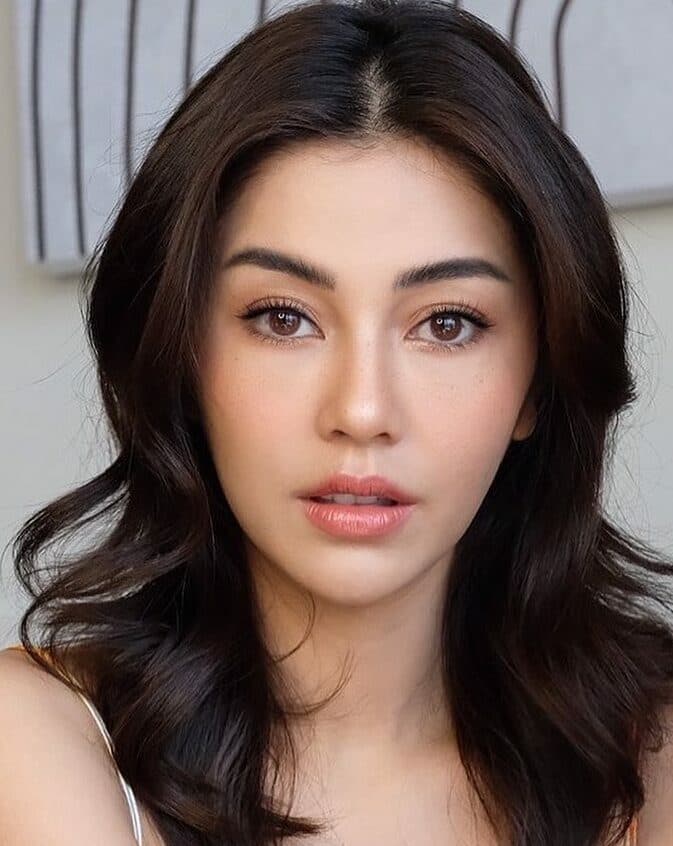 ซูริ ซูซานน่า เรโนล