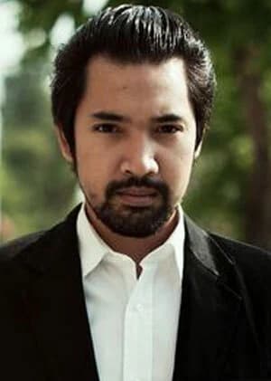 อาเด็น วังทอง