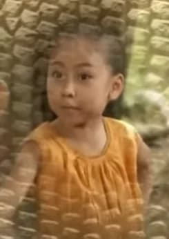 กชพร ภู่อร่าม cover