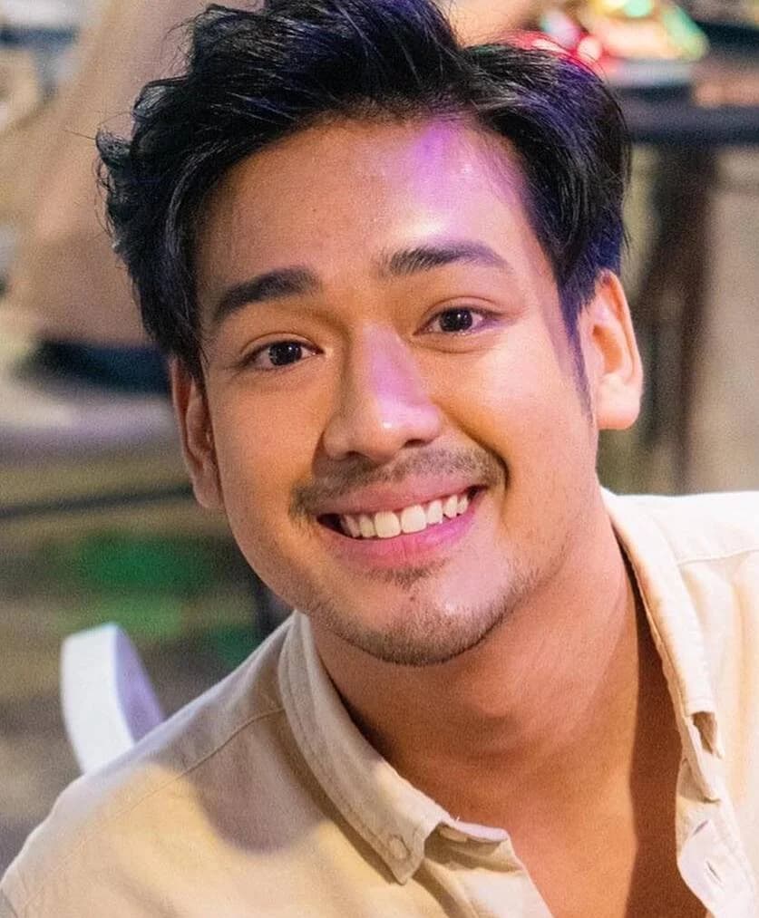 เค้ก นัทธวัชร์ แก้วบัวสาย