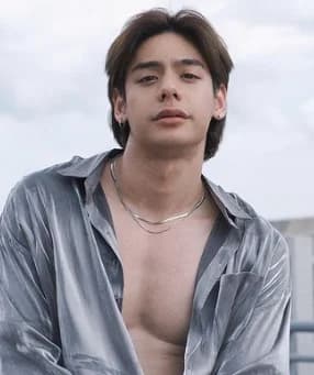 อาเมน โสตถิพันธุ์ คำลือชา