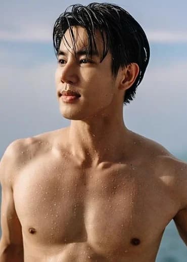 อ๊อฟ ธีร์วศิษฐ์ เรือนสอน