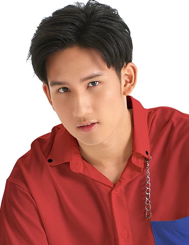 ปลื้ม พงษ์พิศาล