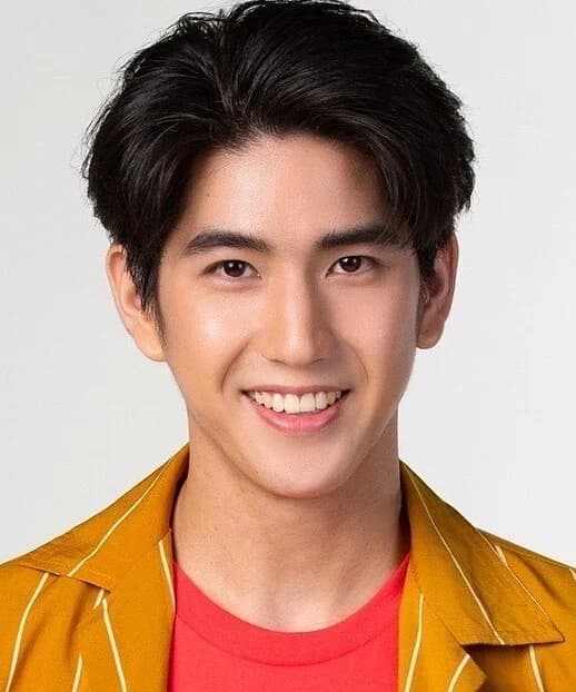 ซี ทวินันท์ อนุกูลประเสริฐ