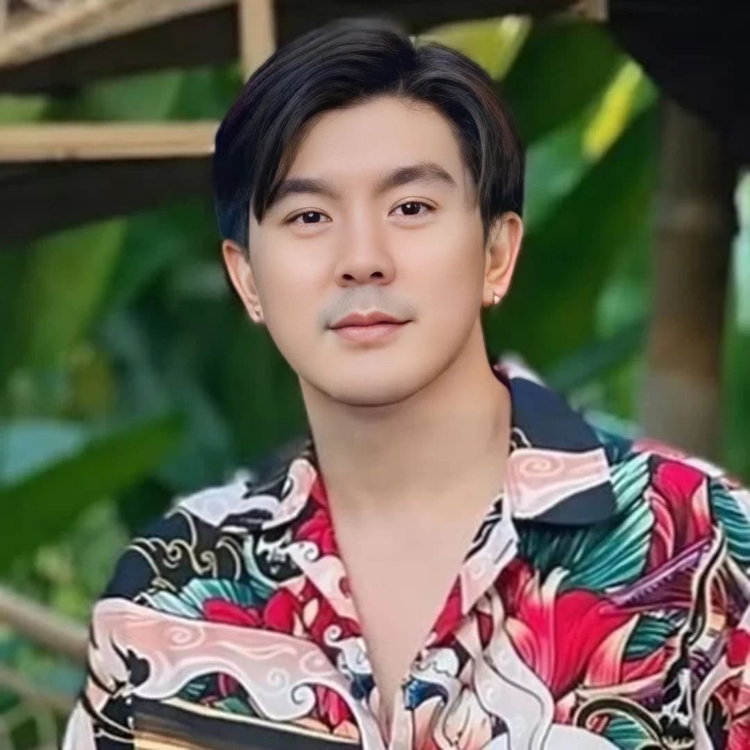 นัท ธีระวัฒน์ ธนิตศิระวิทย์