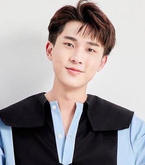 แบงค์ ภูมิพัชร ฉัตรชัยรุ่งเรือง