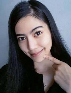 อุ้ม รัตตา พิธาคุณาธร