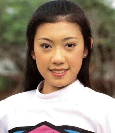 ปุญชรัสมิ์ ทองก้อน