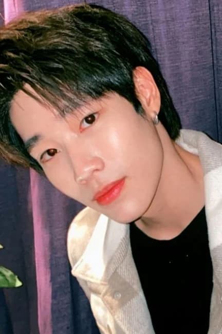 ไตเติ้ล เตชินท์ อนุศาสนนันท์