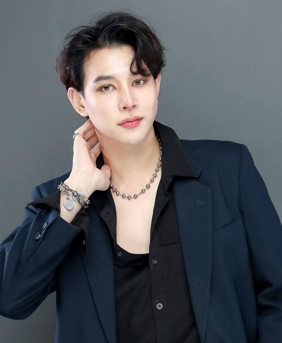 เชน วรากร ร่มฉัตรมงคล