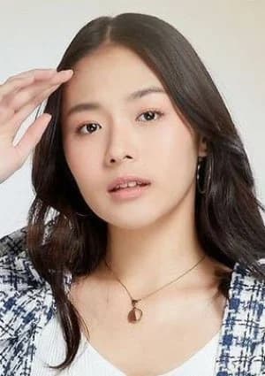 แพรไหม ธัญญ์รวี ติวาเจริญพัฒน์