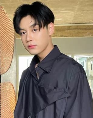 กนก กนกพล มูลหงษ์