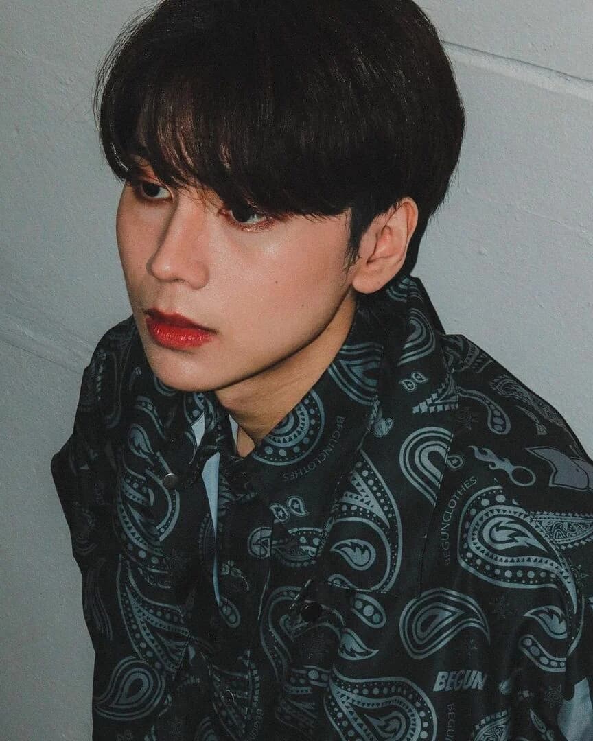 โอม ภาสวิชญ์ เศวตฤทธิกุล