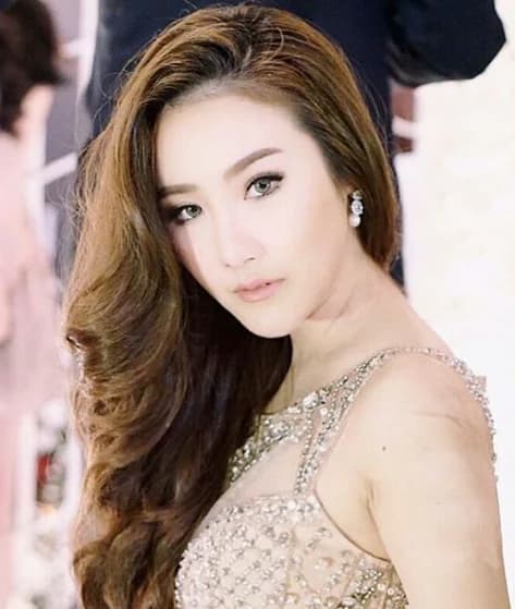 พลอยฝน เฌอปัฐน์ กิตติพรวริษฐ์