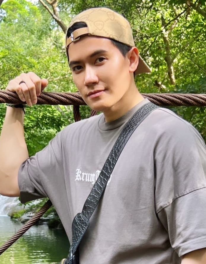 ก้อง วุฒิเมศร์ พิศาลวราพนธ์ cover