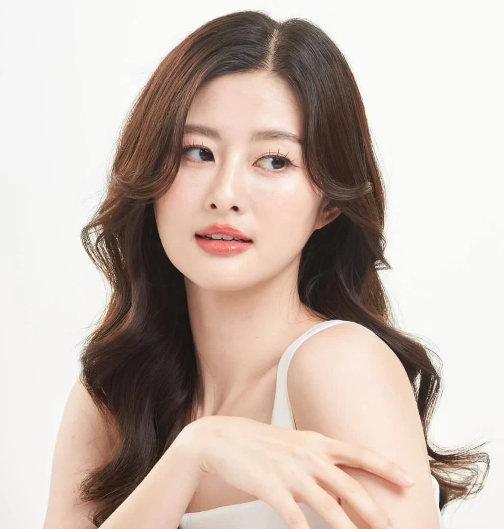 ซู นันท์นิชา แซ่หวง