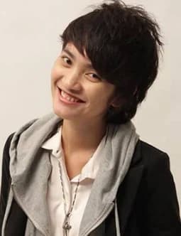 เพชรไพลิน รัตนนาม (เจ้าปลาน้อย)