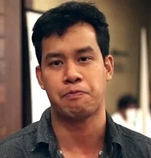 ชาญชนะ หอมทรัพย์