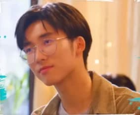 ปิ๊ก ภาคิน วัฒนายากร