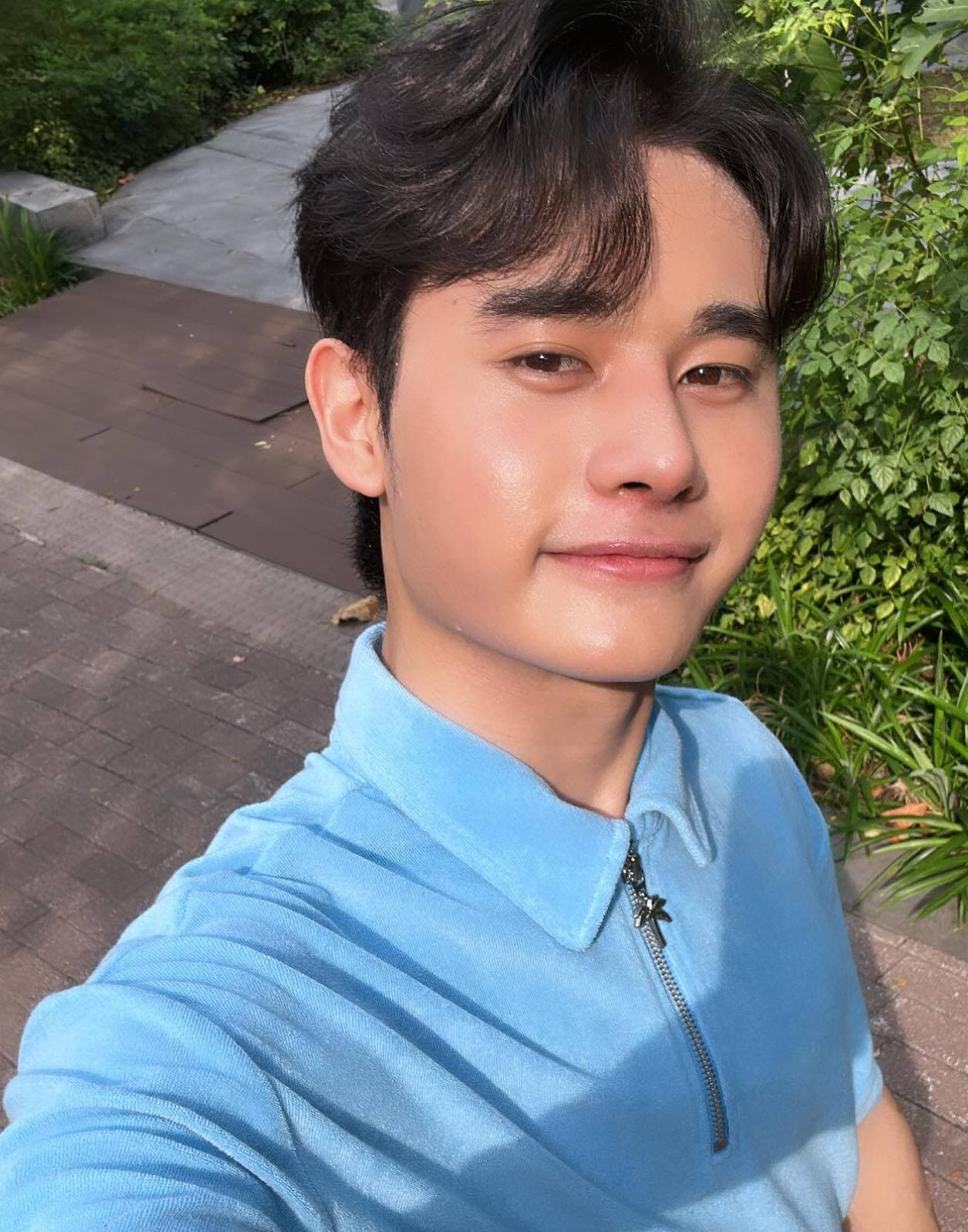 รอสซี่ นนทกร ชาติเชื้อ