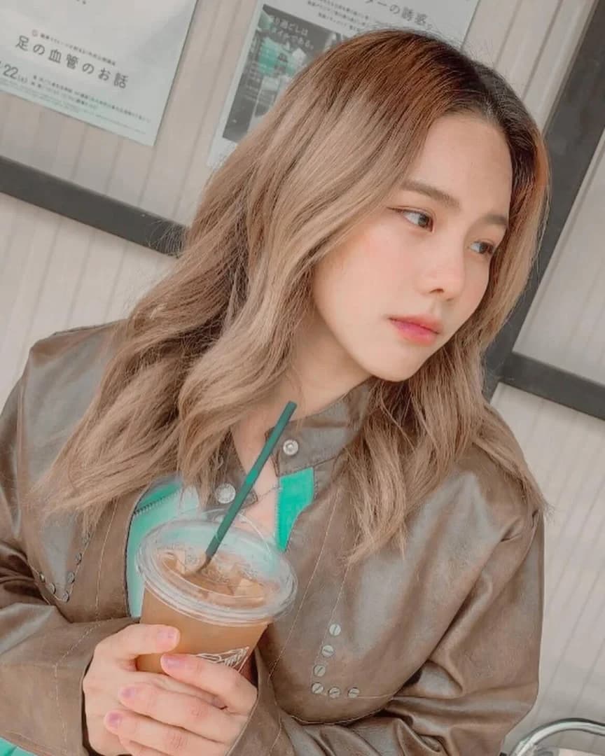 มิ้น วรัญช์รักษ์ พรปวีณ์วรกุล