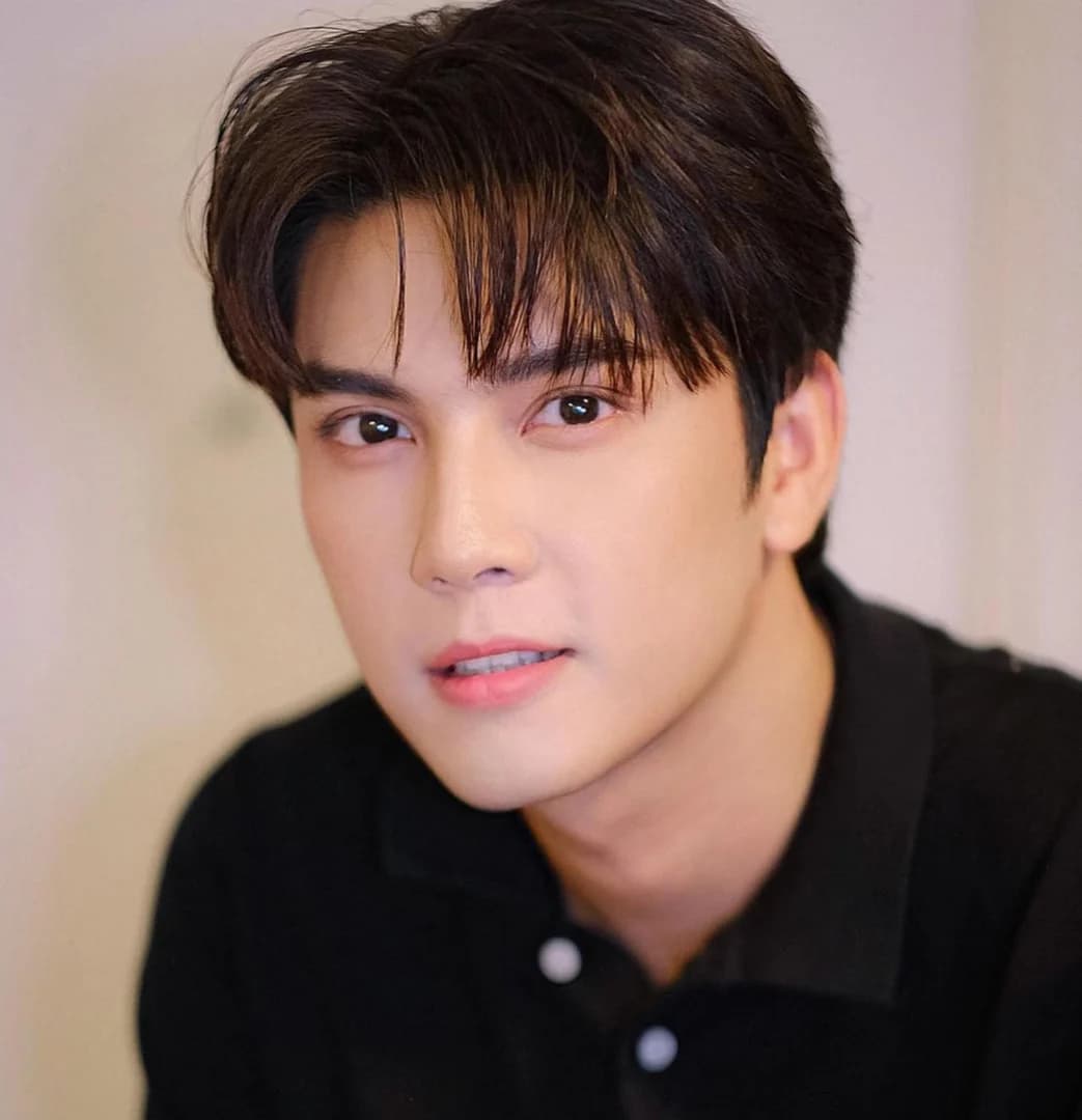 ฮาซัน เฟโรส คาน แช่มช้อย