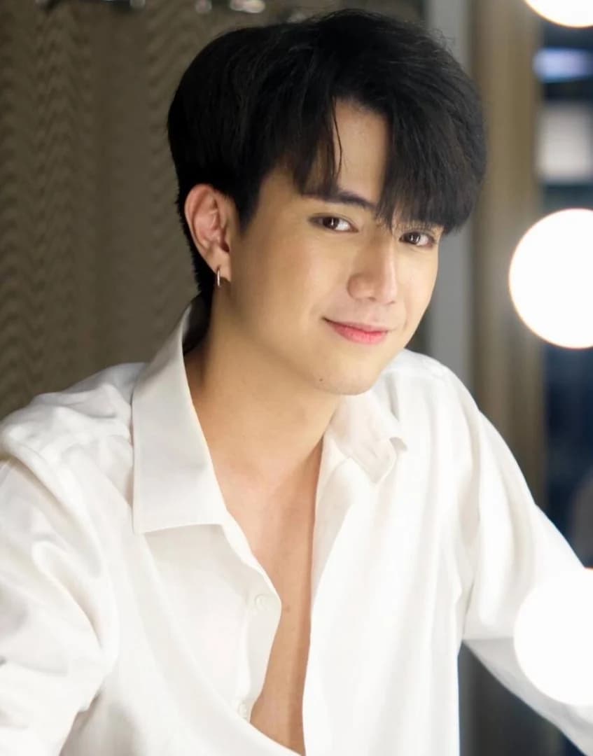 โฟร์ท ตฤณ พิเชฐโสภณ