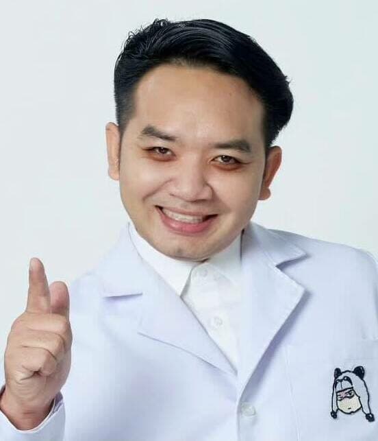 ภาคภูมิ เดชหัสดิน (หมอแล็บแพนด้า)