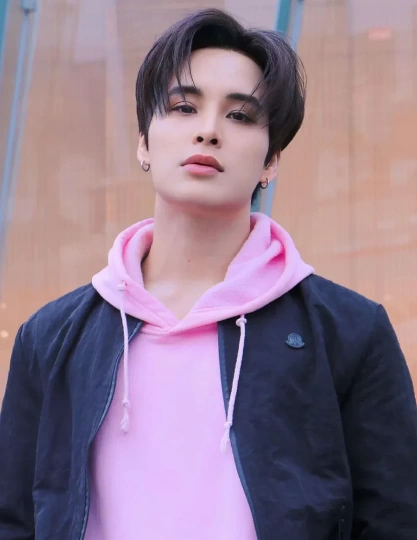 บีบอย นันทกร ศรีเงินทาบ