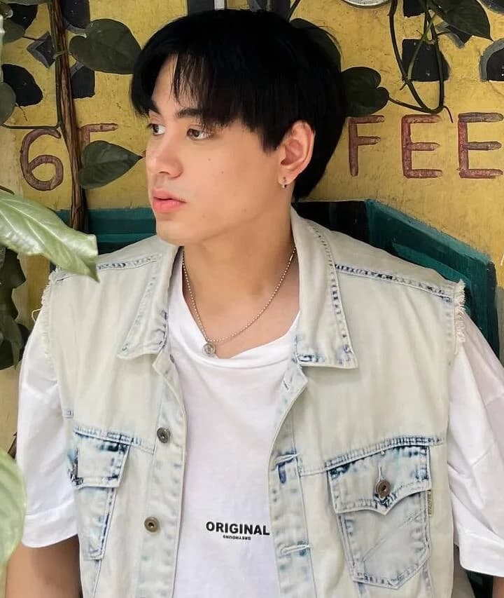 ออมสติน ธกฤต ภัทรธนาวรกิจ