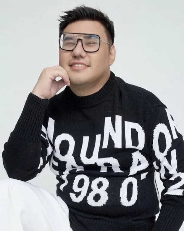 เจน เจนรบ ชัยเลิศ