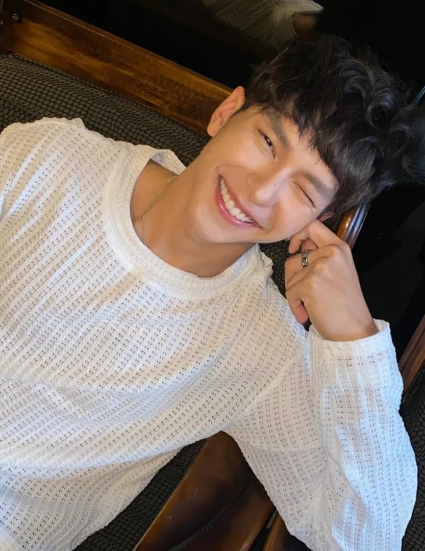 ล็อตเต้ ชัยยุทธ แผ่นชูเกียรติ