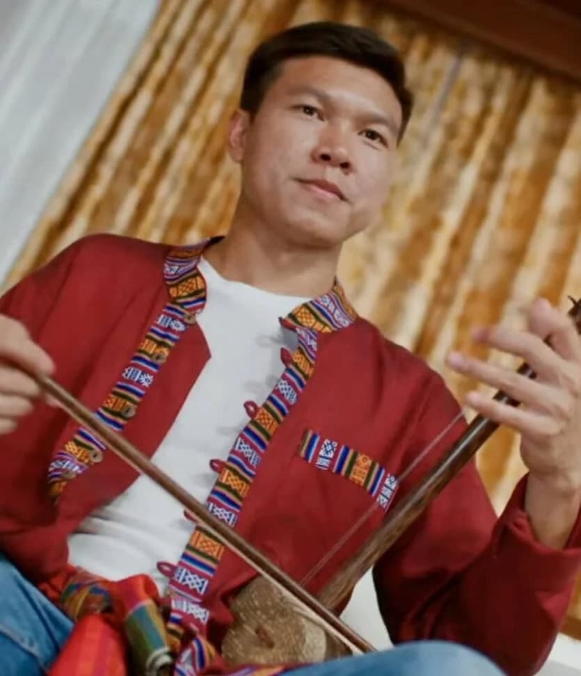 สัมพันธ์ ขอบคุณรัมย์ (โซดา ซอศิลป์)