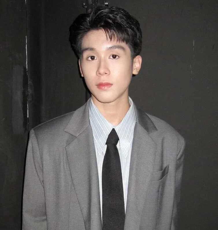 กีต้าร์ ศุภกร กันทนิตย์