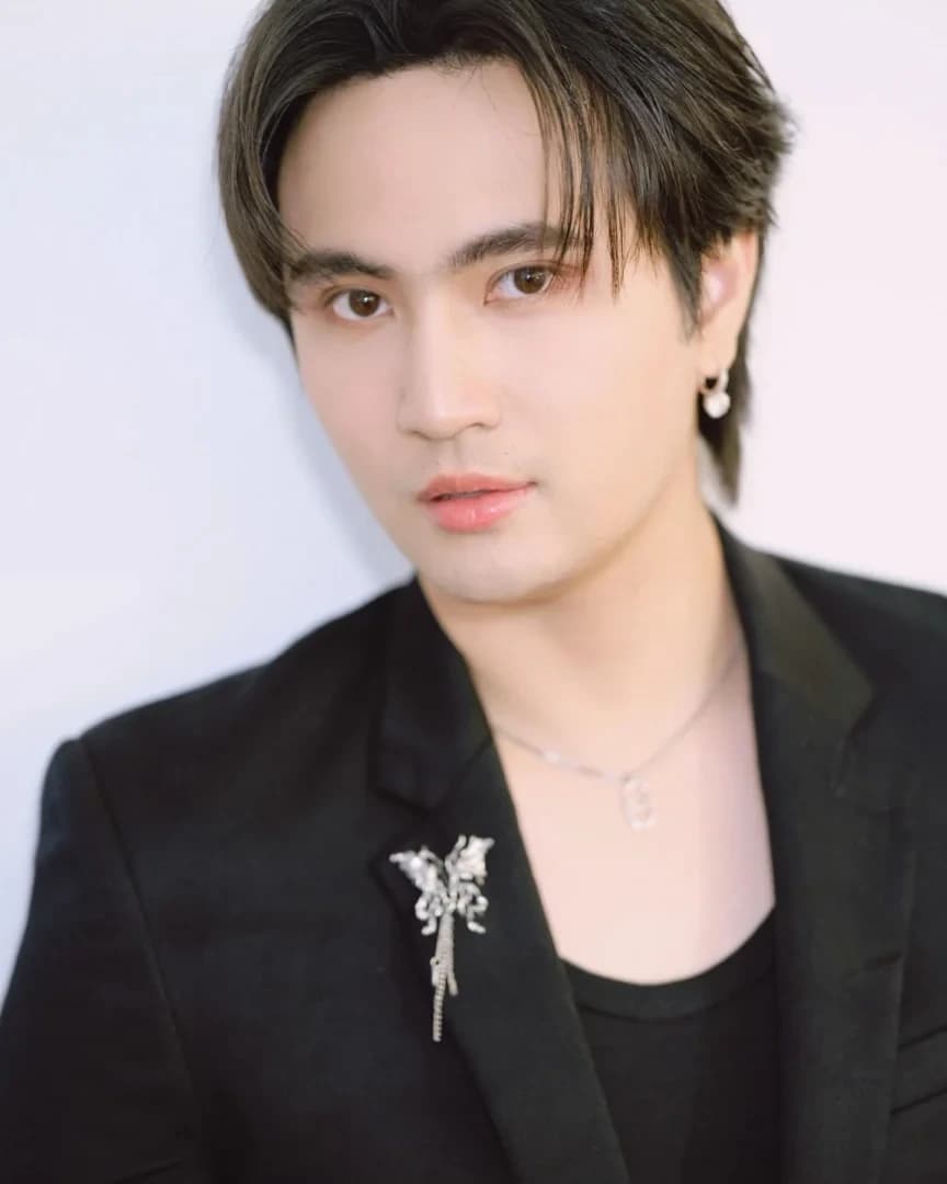โอมม่อน ภพภัทร เลิศประดิษฐ์ cover
