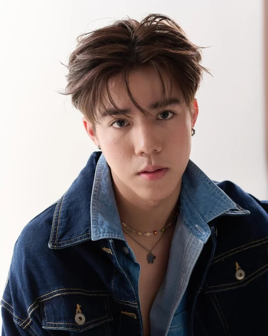 ซานต้า ณภควัต เกตุตรีกร