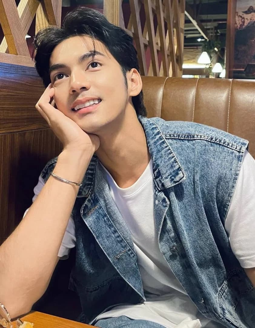 เก่ง คมกริช เอกรัตน์