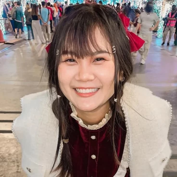 มด วรชนันท์ เริงสำราญ