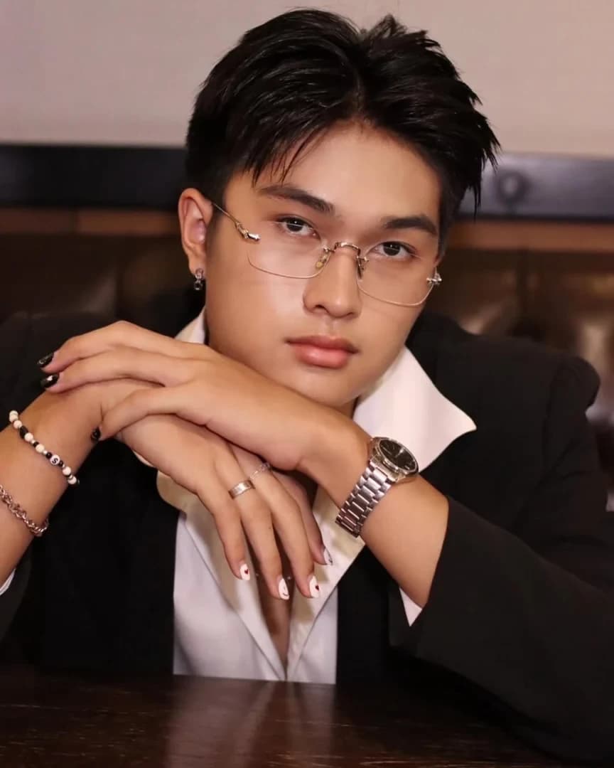 ซีนบิ เจตน์กวิน อธิชัยธนารุจน์ cover